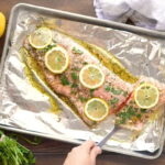 Лосось, запеченный с чесноком и травами