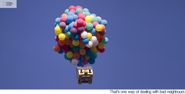 Up house recreated in real life - with 300 balloons