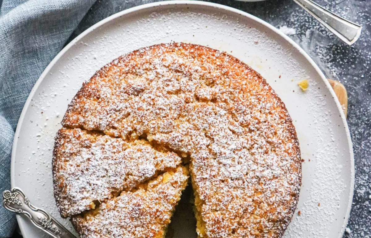 Canned corn cake