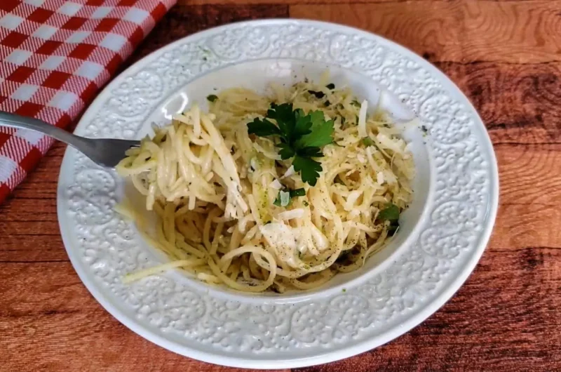 Pasta with Butter, Lemon and Parmesan