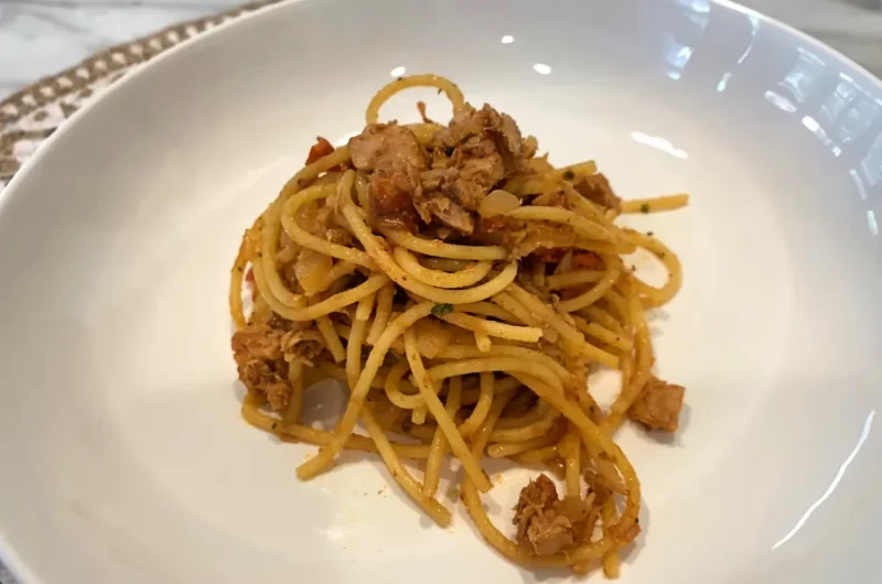 Spaghetti with tuna