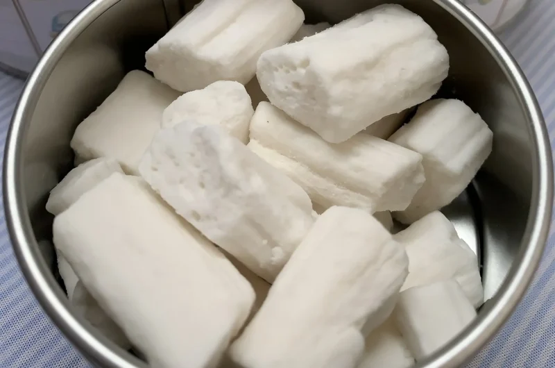 Coconut candy