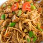 Куриный чау-мейн