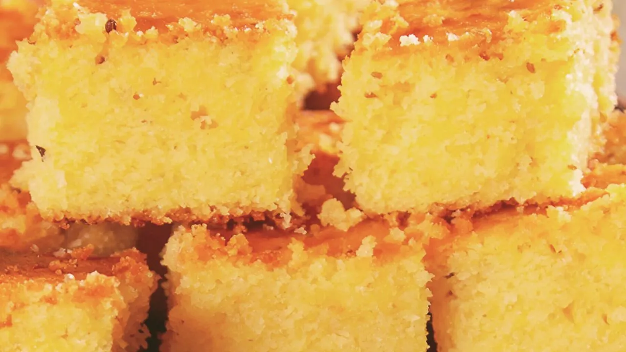 Fluffy Cornmeal Cake