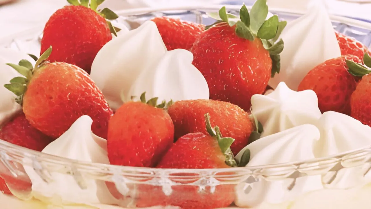 Strawberry pave