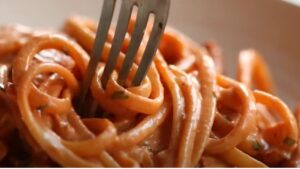 Спагетти с курицей