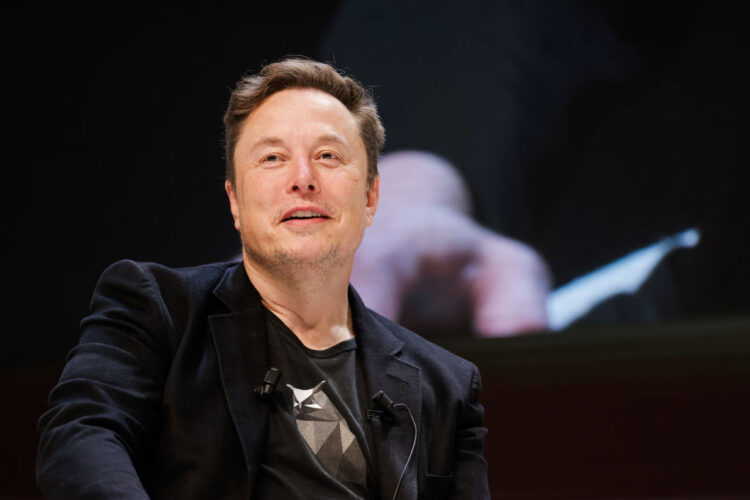 Musk warns of US bankruptcy “Costs drastically reduced or collapse